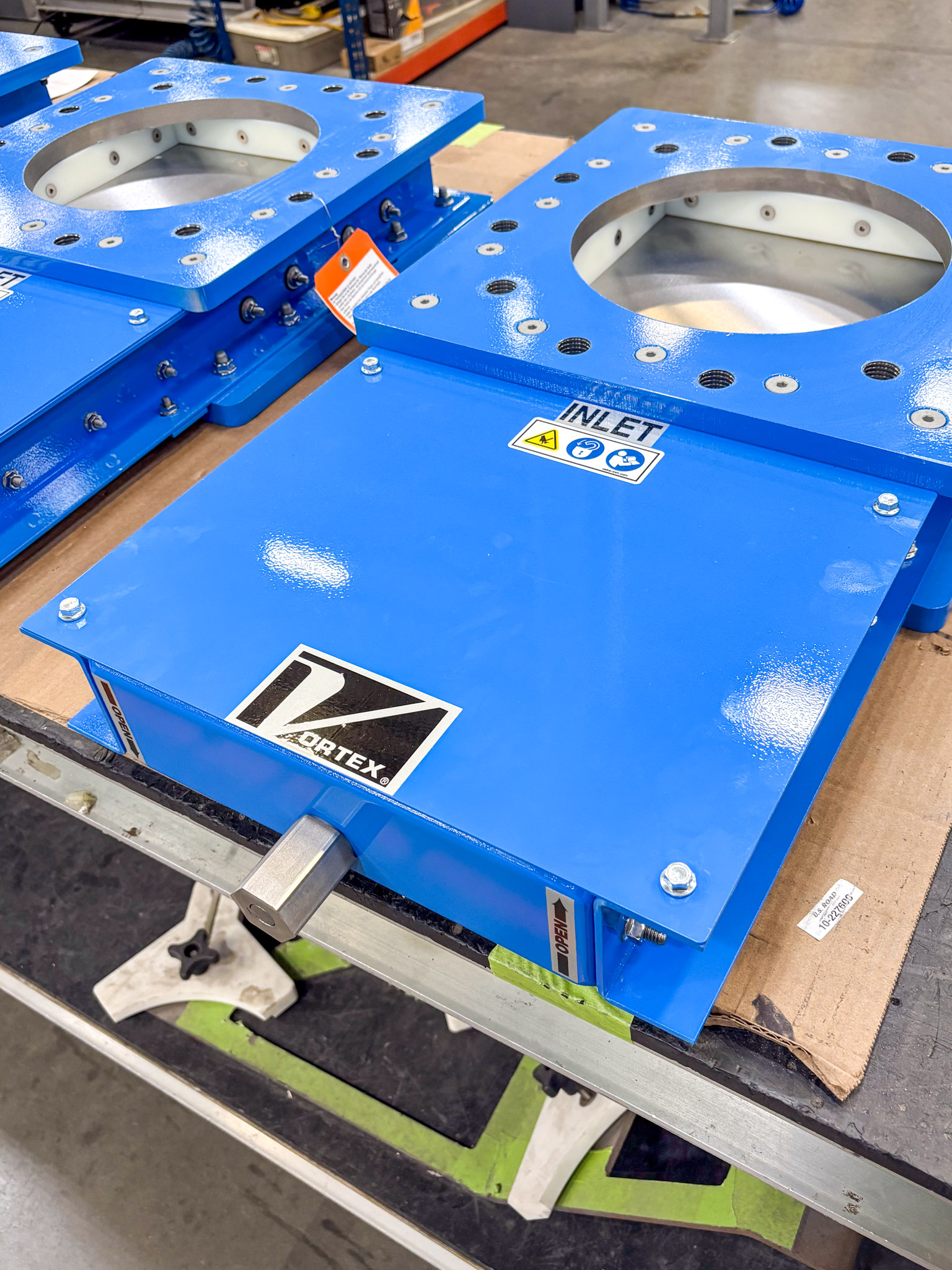 Maintenance Gate Solution Handling Mixed Batch Material | Vortex